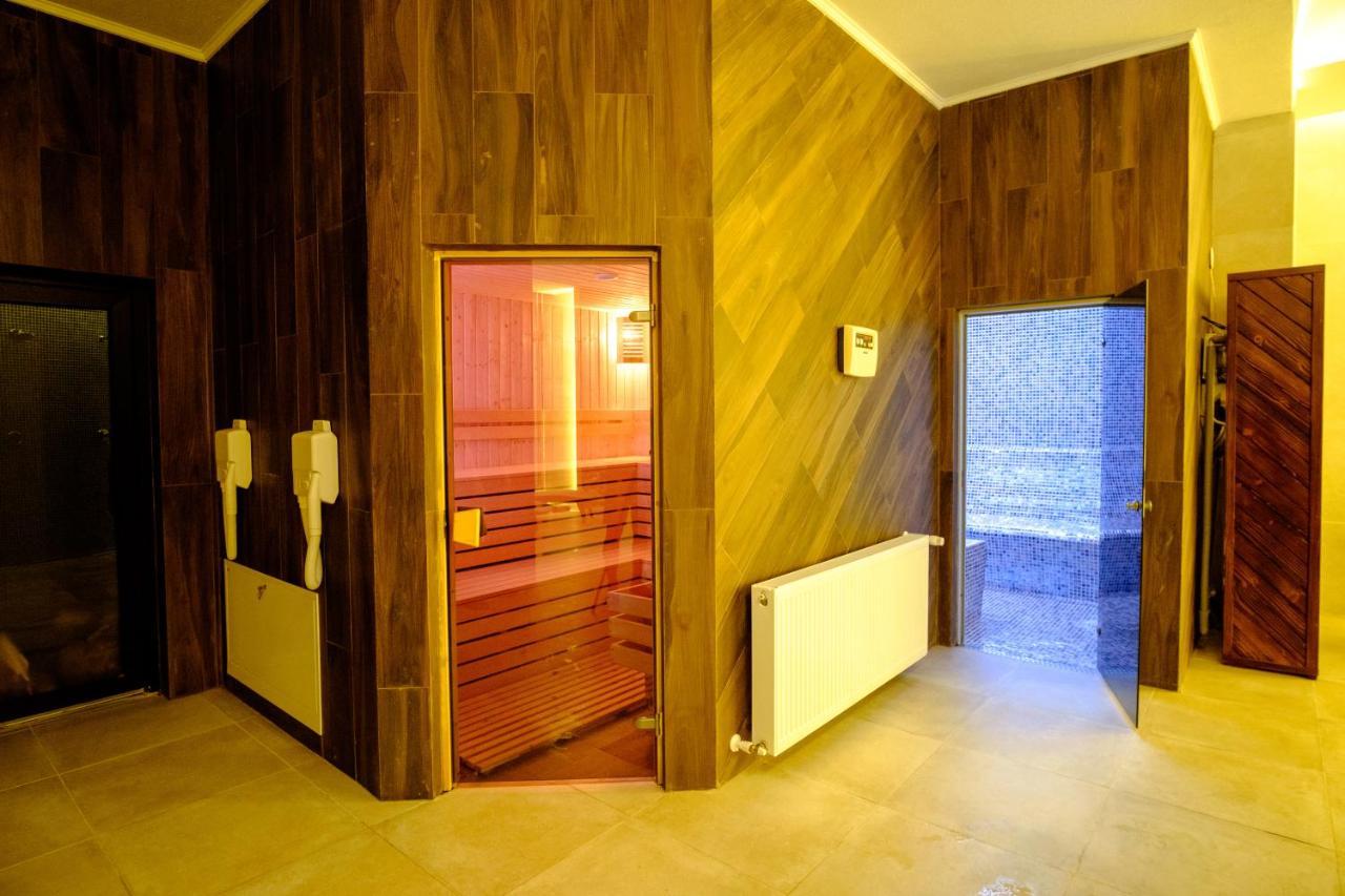 Hotel Poezia Luna Екстер'єр фото