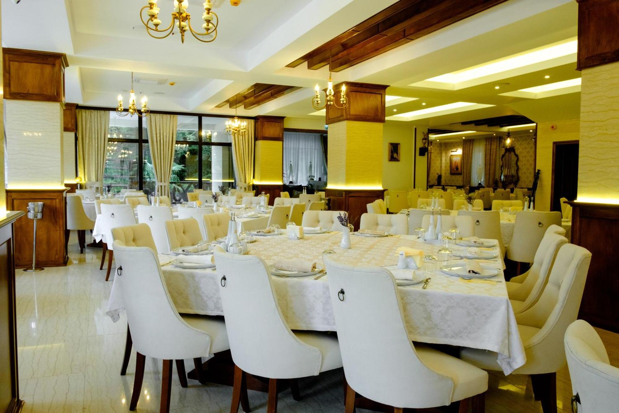 Hotel Poezia Luna Екстер'єр фото