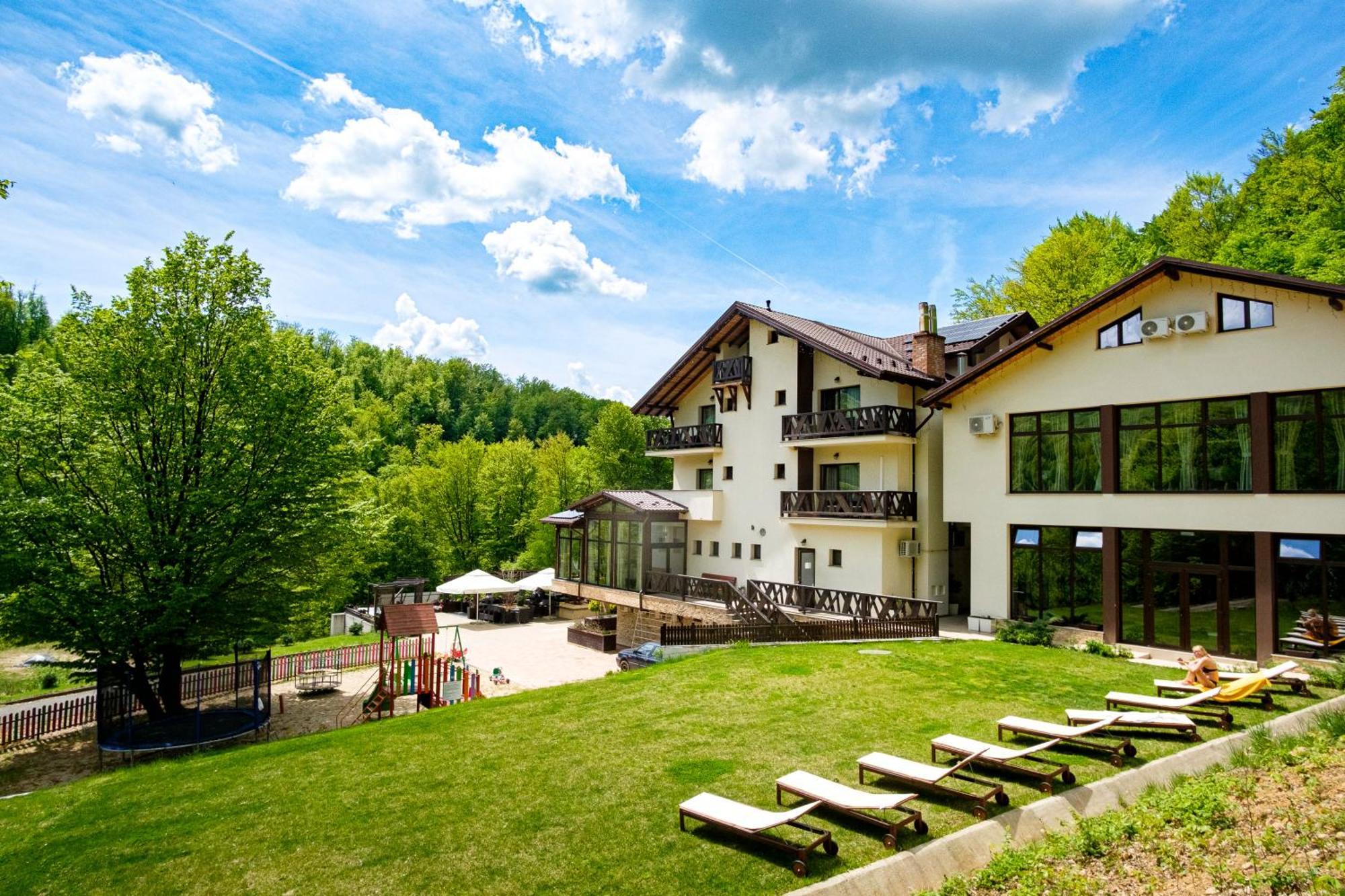 Hotel Poezia Luna Екстер'єр фото